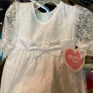 MARTHA'S TOO NEW DRESS WHITE WITH LACE AN BOW CUTE